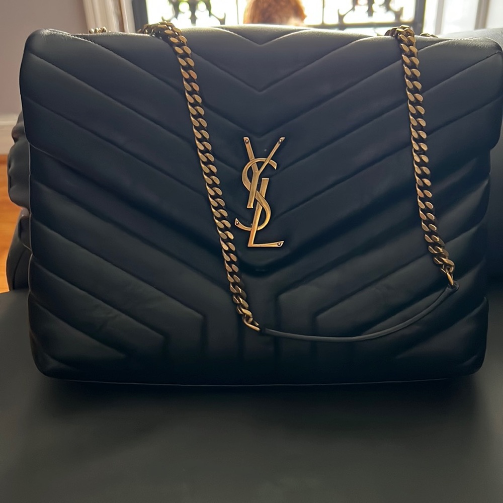 100% Authentic Ysl Medium Lou Lou Crossbody/ Shoulder Bag